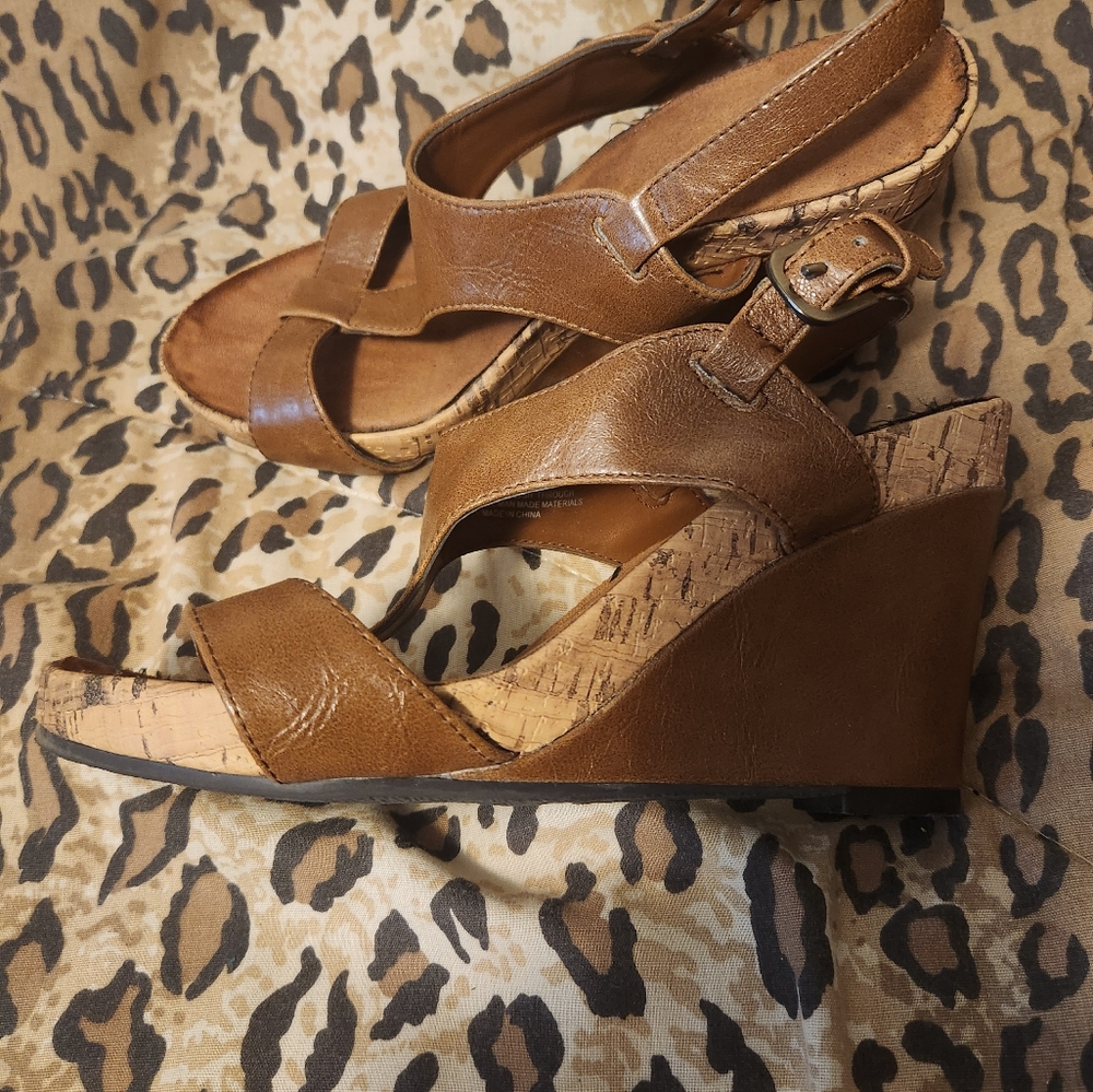 AEROSOLES Brown Cork Heeled sandals.
